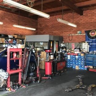 l a auto service bengkel kereta ali
